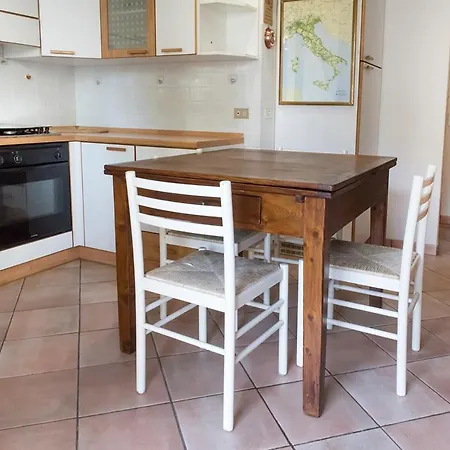 M255 - Marcelli, Trilocale Con Portico A 100mt Dal Mare